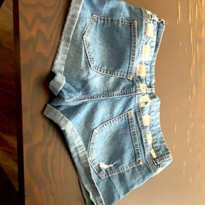 Jean shorts with American flag